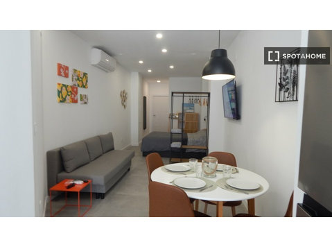 Studio-Apartment zur Miete in La Malva-Rosa, Valencia - Wohnungen