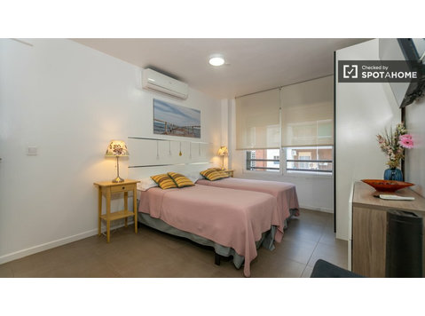 Apartamento estúdio para alugar em Quatre Carreres, Valência - Apartamentos