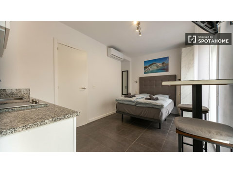 Studio apartment for rent in València - Apartments