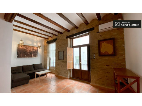 Şık 1 yatak odalı kiralık daire, Ciutat Vella, Valencia - Apartman Daireleri