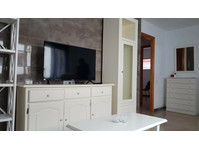 Flatio - all utilities included - Apartment close to the… - Aluguel