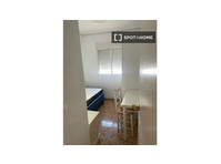 Rooms for rent in 4-bedroom apartment in Alicante - 임대