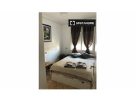 Rooms for rent in 4-bedroom apartment in Alicante - Te Huur