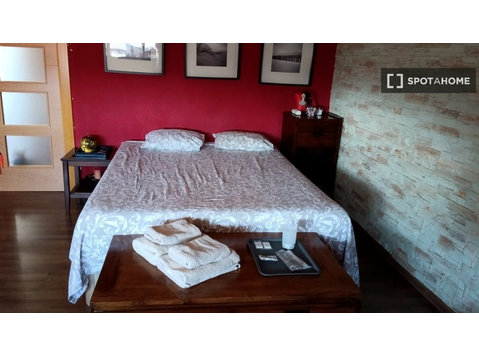 Zimmer zu vermieten in Wohngemeinschaft in Alicante - Zu Vermieten
