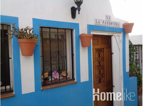 Casa en el centro de Alicante, Barrio Santa Cruz - Pisos