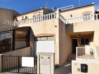 Reduced!!! Three bedroom townhouse on the edge of Benijófar