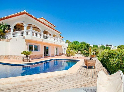 Villa for sale in Sol Park Moraira - Hus