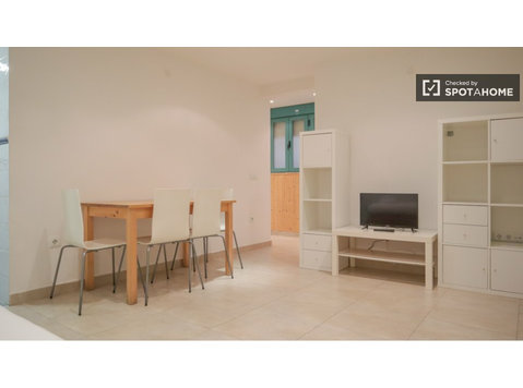 1-Zimmer-Wohnung zur Miete in Madrid - 아파트