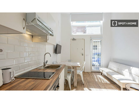 Studio-Apartment zu vermieten in Vista Alegre, Madrid - Apartments