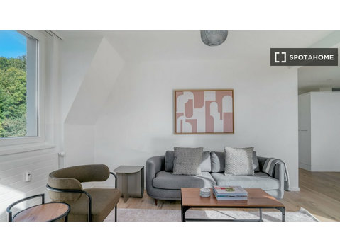Appartamento con 2 camere da letto in affitto a Zurigo,… - Appartamenti