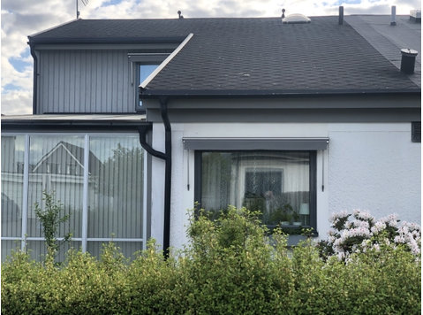 Linköping - 5rok - tillsv - 18.400kr/mån - 	
Uthyres