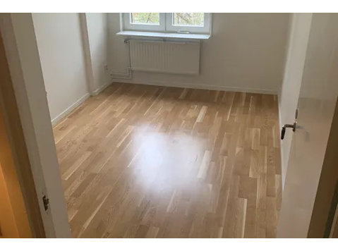 Private Room in Shared Apartment in Enskede-Årsta-Vantör - Collocation