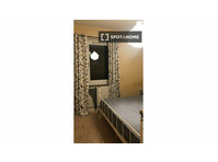 Room for rent in a 3-bedroom apartment in Stockholm - De inchiriat