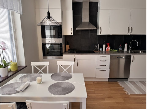 Borås - 2rok - 6mån - 11.497kr/mån - Na prenájom