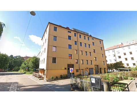Göteborg - 1rok - 12mån - 9.594kr/mån - For Rent