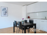 Business apartment in a modern district - Apartmani