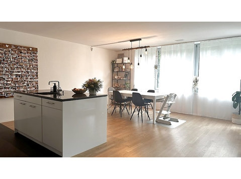 2½ ROOM APARTMENT IN BERN - MURIFELD, FURNISHED, TEMPORARY - Ενοικιαζόμενα δωμάτια με παροχή υπηρεσιών
