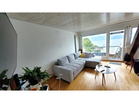 APPARTEMENT 2½ PIÈCES À GUNTEN (BE), MEUBLÉ, DURÉE… - Appartements équipés