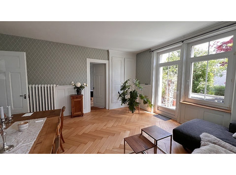 APPARTEMENT 3½ PIÈCES À THUN (BE), MEUBLÉ, DURÉE DÉTERMINÉE - Appartements équipés