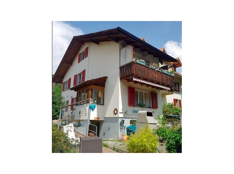 4 ROOM HOUSE IN HÜNIBACH (BE), FURNISHED, TEMPORARY - Kalustetut asunnot