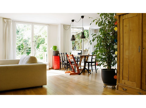 4½ ROOM MAISONETTE APARTMENT IN BREMGARTEN B. BERN (BE),… - Serviced apartments