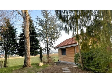 TINY-HOUSE 1 CHAMBRE À UTZENSTORF (BE), MEUBLÉ, DURÉE… - Appartements équipés