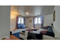 3 ROOM APARTMENT IN LANGWIES (GR), FURNISHED - Kalustetut asunnot