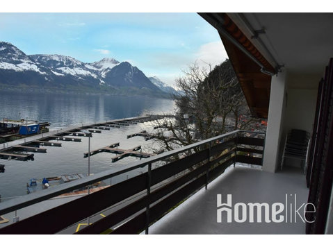 Modern and charming apartment on the shores of Lake Lucerne - דירות