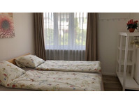 APPARTEMENT 3 PIÈCES À RAPPERSWIL (SG), MEUBLÉ, DURÉE… - Appartements équipés