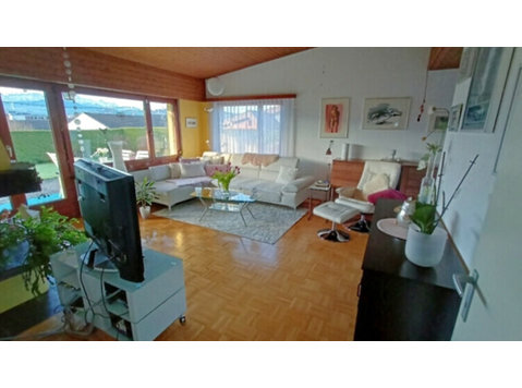 4 ROOM HOUSE IN ABTWIL (SG), FURNISHED, TEMPORARY - Apartamentos con servicio