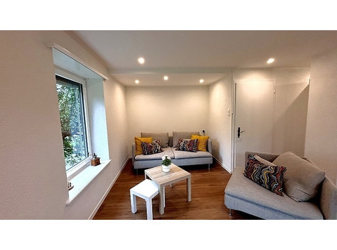 5 ROOM HOUSE IN GOLDACH (SG), FURNISHED, TEMPORARY - Serviced apartments