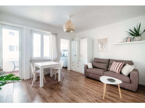 LOCARNO CITY APT 1 - Apartments
