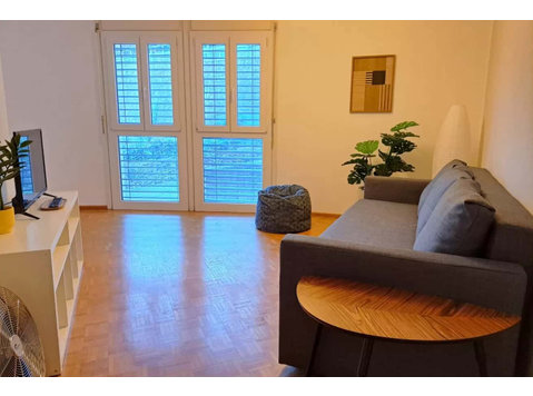 PINK FLAT 2 - Pisos