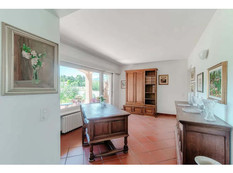 VILLA LA PERGOLA - Apartments