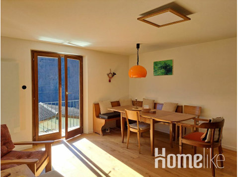 Vintage-style vacation home with a view of the Centovalli - Apartamente