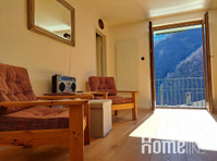 Vintage-style vacation home with a view of the Centovalli - Apartments
