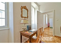 Charming apartment in Sion old town - דירות