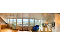 Beautiful top floor apartment in the heart of Lausanne - Appartamenti