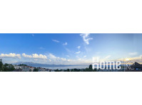 Beautiful top floor apartment in the heart of Lausanne - Апартаменти