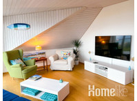 Beautiful top floor apartment in the heart of Lausanne - Апартаменти