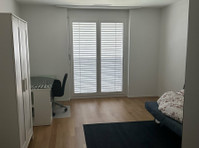 Flat share in central Zug - Комнаты