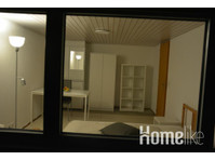 Quiet furnished room with own kitchen - Συγκατοίκηση