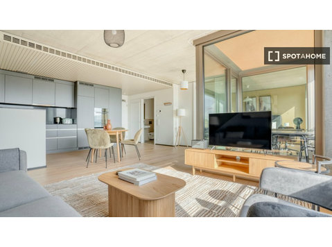 Apartamento de 1 quarto para alugar em Zurique, Zurique - Apartamentos