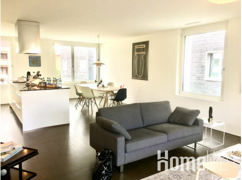 A modernist's home: Grand 2 / 3 bedroom apartment in the… - 	
Lägenheter