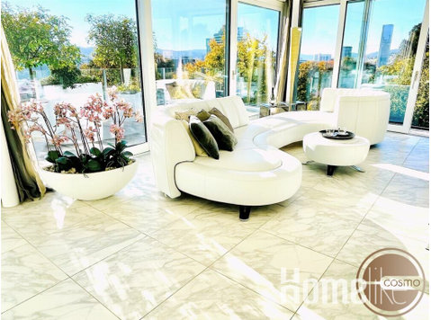 Above the clouds: Sleek luxury - Luxurious 1-bedroom… - Mieszkanie