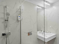 Modern 2-bedroom, 2-bathroom apartment in Zürich - Căn hộ