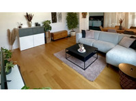 2½ ROOM APARTMENT IN ZÜRICH - KREIS 12, FURNISHED, TEMPORARY - Ενοικιαζόμενα δωμάτια με παροχή υπηρεσιών