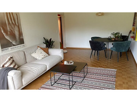 2 ROOM APARTMENT IN ZÜRICH - KREIS 9 ALBISRIEDEN,… - Ενοικιαζόμενα δωμάτια με παροχή υπηρεσιών