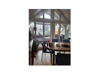 APPARTEMENT MANSARDÉ 2½ PIÈCES À EBMATINGEN (ZH), MEUBLÉ,… - Appartements équipés