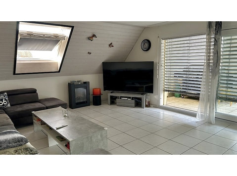 3½ ZIMMER-MAISONETTEWOHNUNG IN VOLKETSWIL (ZH), MÖBLIERT,… - Serviced apartments